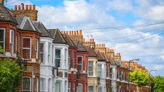 英國秋季預算案前夕樓市觀望 樓價升幅連續4個月放緩至0.9% 印花稅改革據報排除 業主稅務安排成焦點